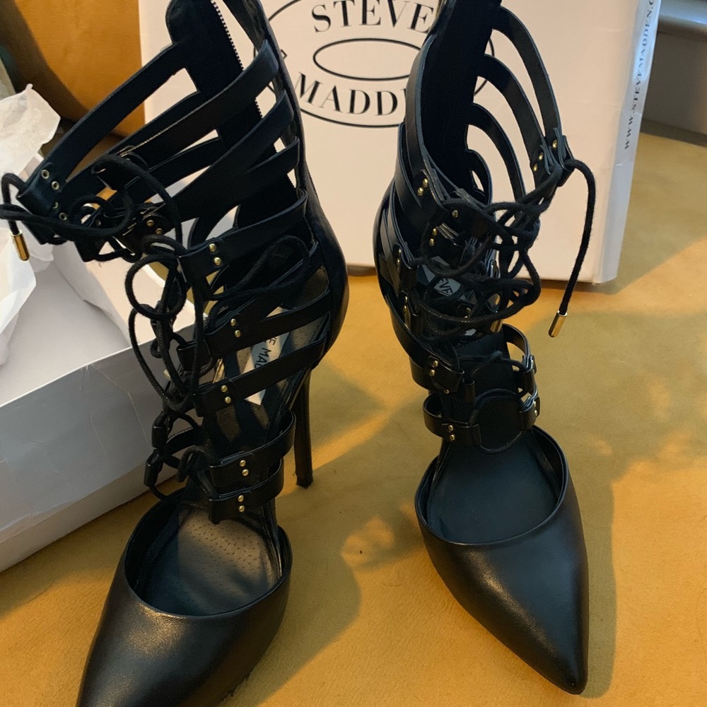Steve Madden heels!!